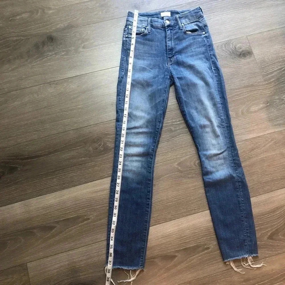 MOTHER High Waisted Looker Ankle Fray Denim Jeans One Smart Cookie Size 23 - Picture 4 of 16
